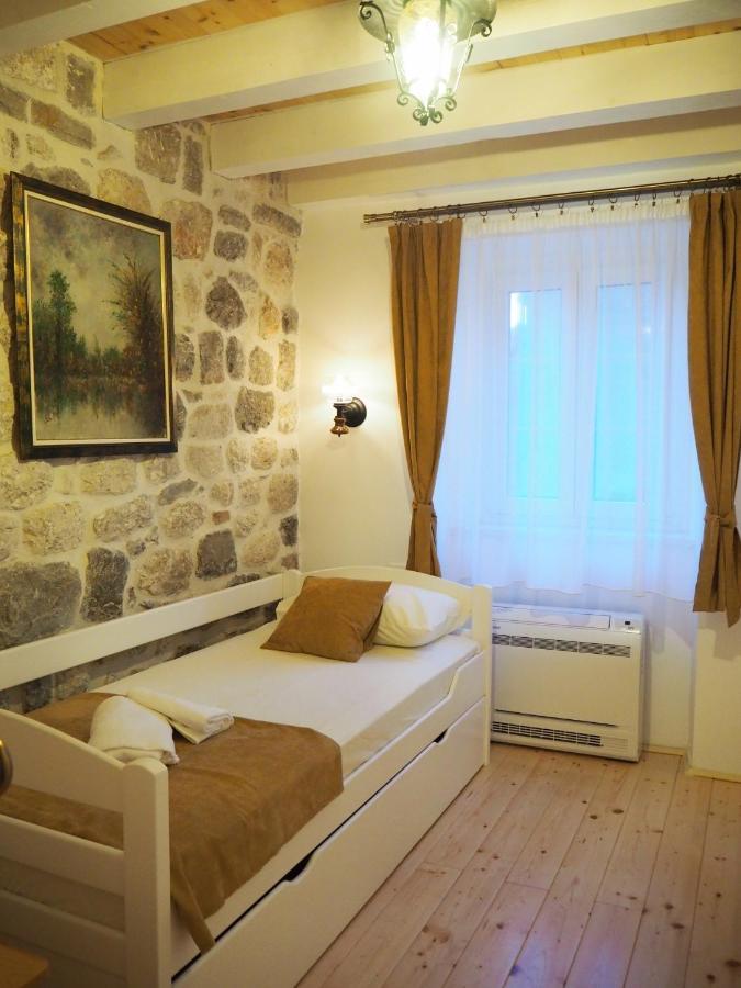 Romantic Stone House By The Sea **** Kotor Zewnętrze zdjęcie